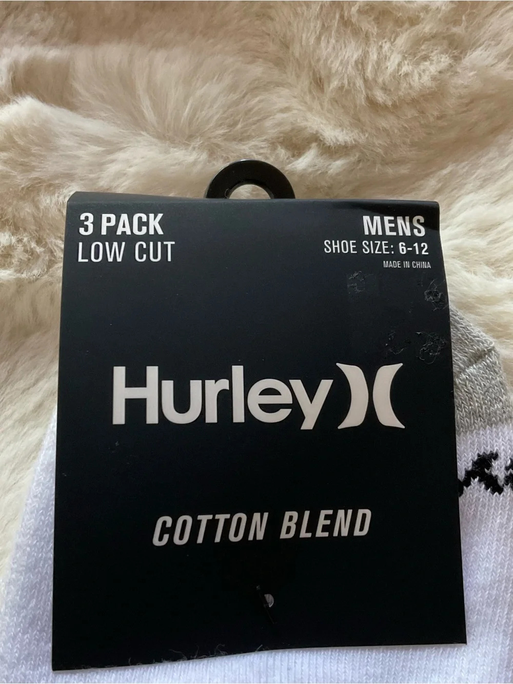 NWT Hurley Men’s Low Cut Cotton Blend 3 Pack of Socks, shoe size 6 - 12, white